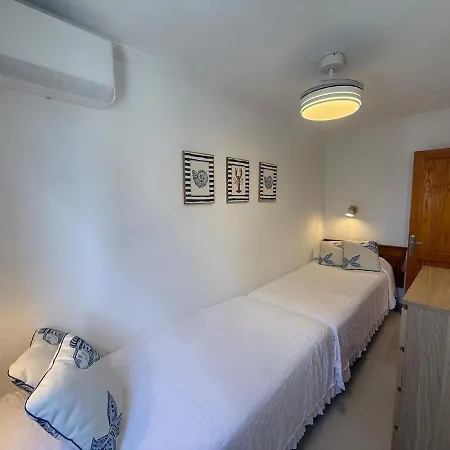 Brisas 38, 2 Bedrooms And Pool Casa vacanze San Bartolomé