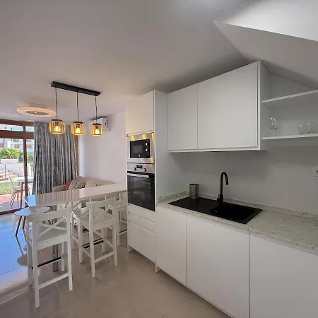 Casa vacanze Brisas 38, 2 Bedrooms And Pool