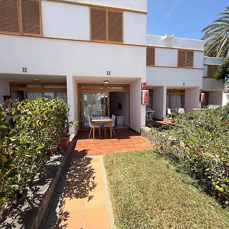 Casa vacanze Brisas 38, 2 Bedrooms And Pool San Bartolomé